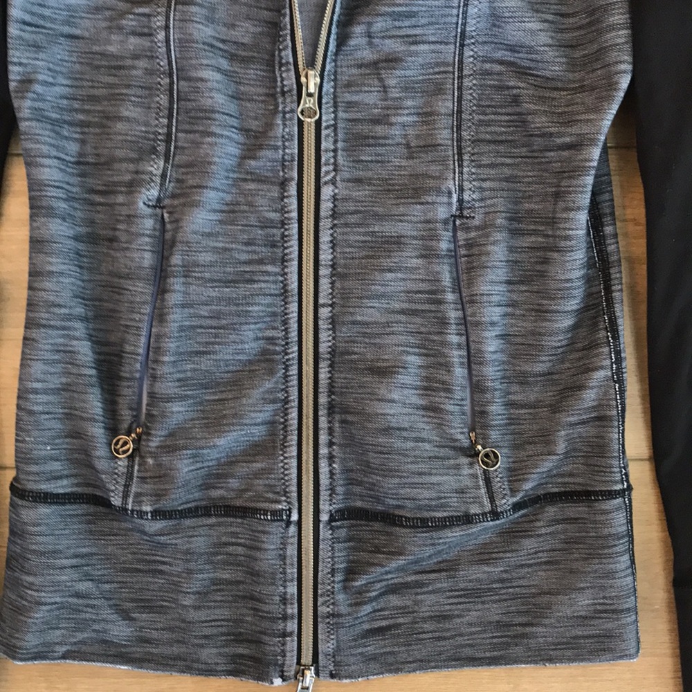 Lululemon Asana Jacket - Picture 5 of 7